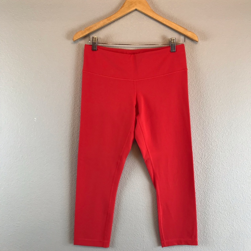 Lululemon Coral Cropped Leggings Size 8